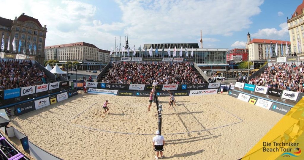 Volleyball - Messung der Geschwindigkeit von einem Volleyball.