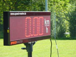 Aufblasbare Tore mit Bannern, Schussgeschwindigkeitsmessung Fußball