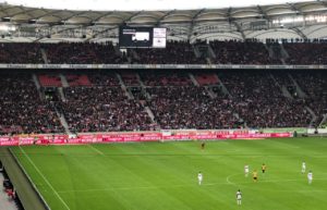 Geschwindigkeitspresenting VfB Stuttgart, Presenting auf Arenaleinwand 1