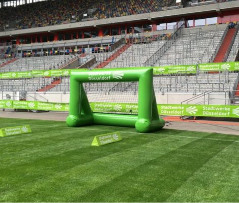 Speedmaster Fußball Bundesliga Fortuna Düsseldorf Eventvariante Geschwindigkeitsmessung aufblasbares Tor
